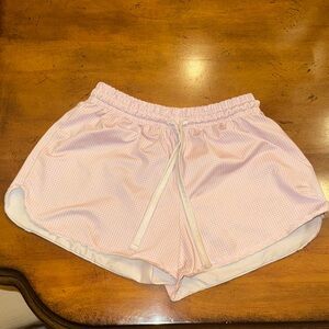 SET Active Light Pink Gingham Workout Shorts - 7/8